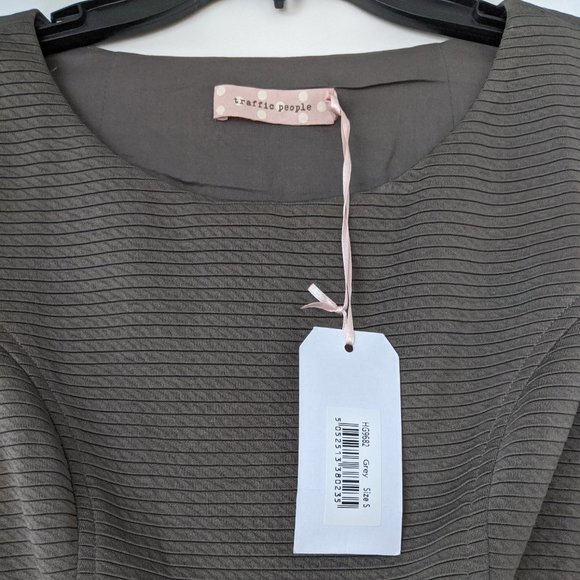 Traffic People Pencil Dress With Bow - Picture 4 of 4